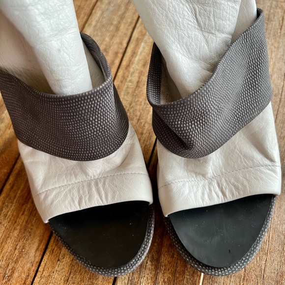 Balenciaga Heels - Picture 2 of 5